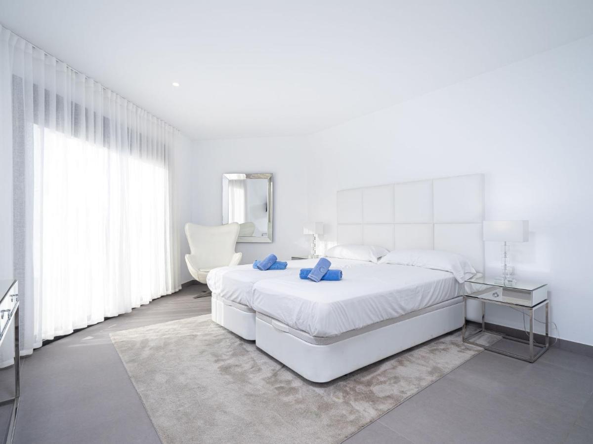 Out Of The Blue By Interhome Villa *